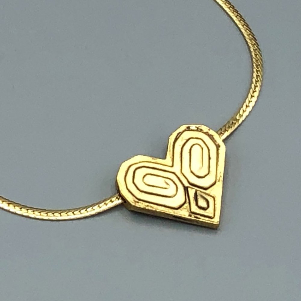 💐2/$15 NWOT Modern Art Style Heart Necklace